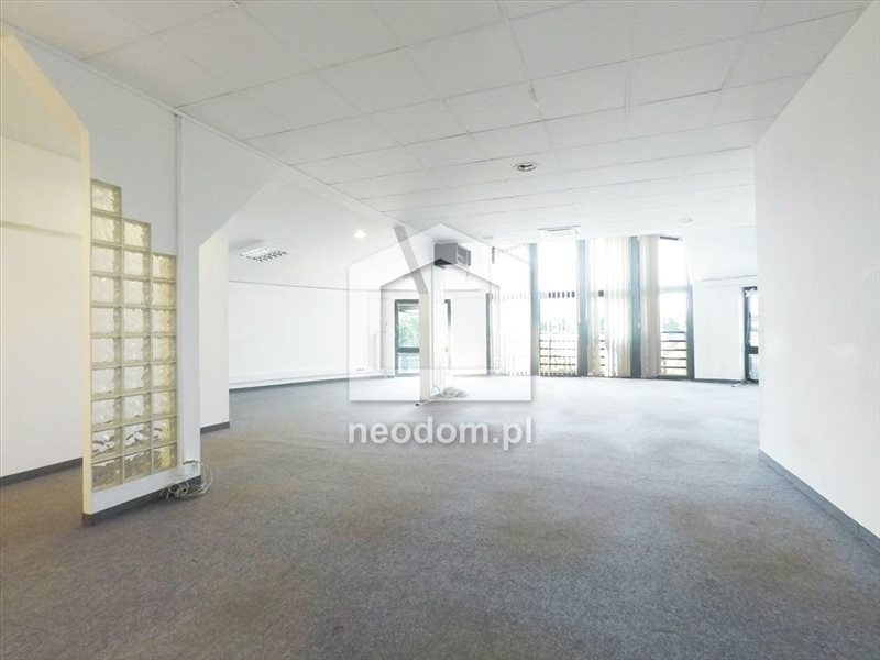 Lokal użytkowy na wynajem Kraków, Prądnik Biały, Opolska 440m2 Foto 1 Lokal użytkowy na wynajem Kraków, Prądnik Biały, Opolska 440m2 Foto 1
