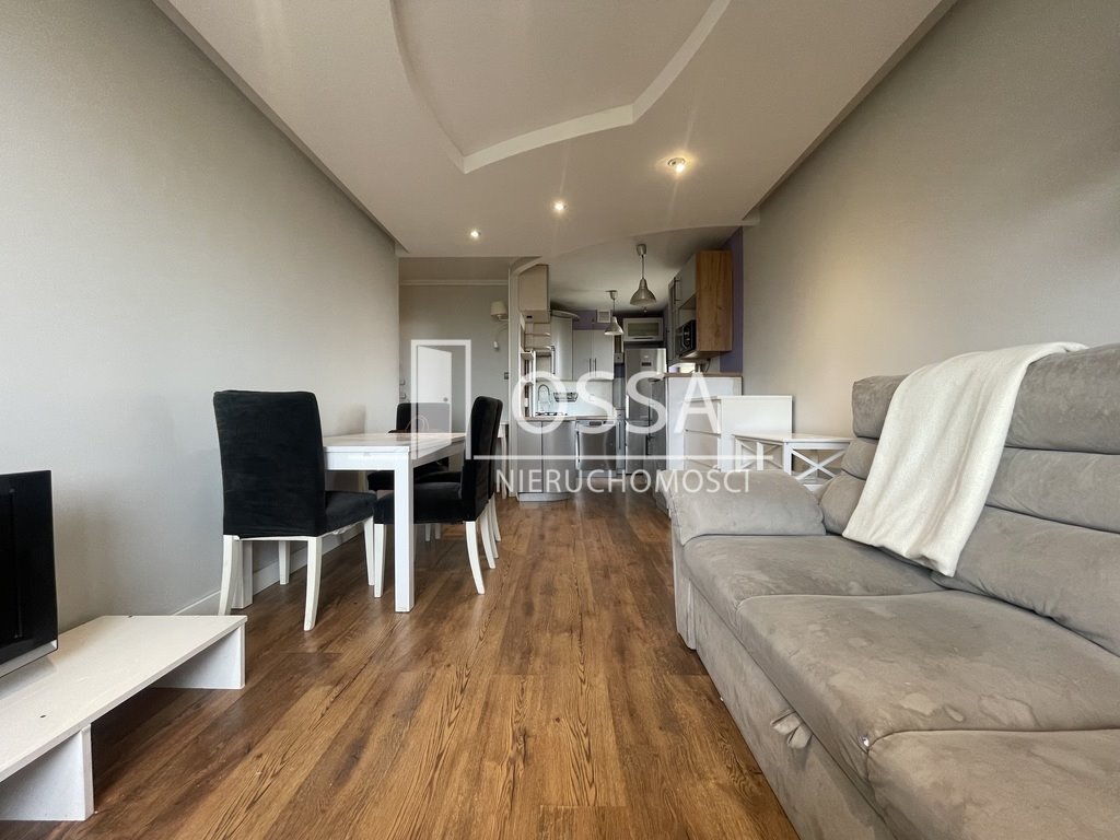 Wynajem 3-pok. z balkonem i widokiem na las w Gdyni Gdynia, Swarzewska  53m2 Foto 1