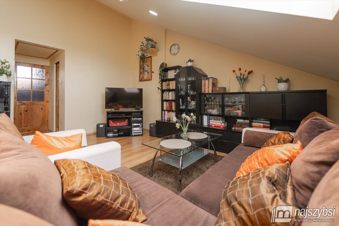 Przestronne 3 pokoje z antresolą i strychem w Dąbiu Szczecin, Dąbie, Goleniowska  58m2 Foto 1