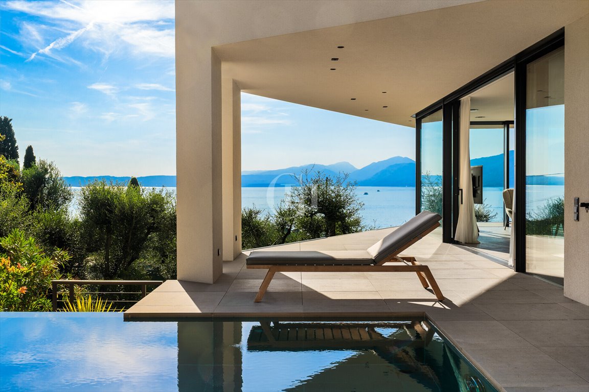 Dom na sprzedaż Włochy, Torri del Benaco  180m2 Foto 1