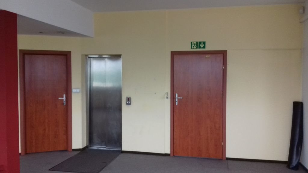 Biuro 36m2 z kuchnią i trzema pokojami – idealne na firmę Warszawa, Targówek  36m2 Foto 1