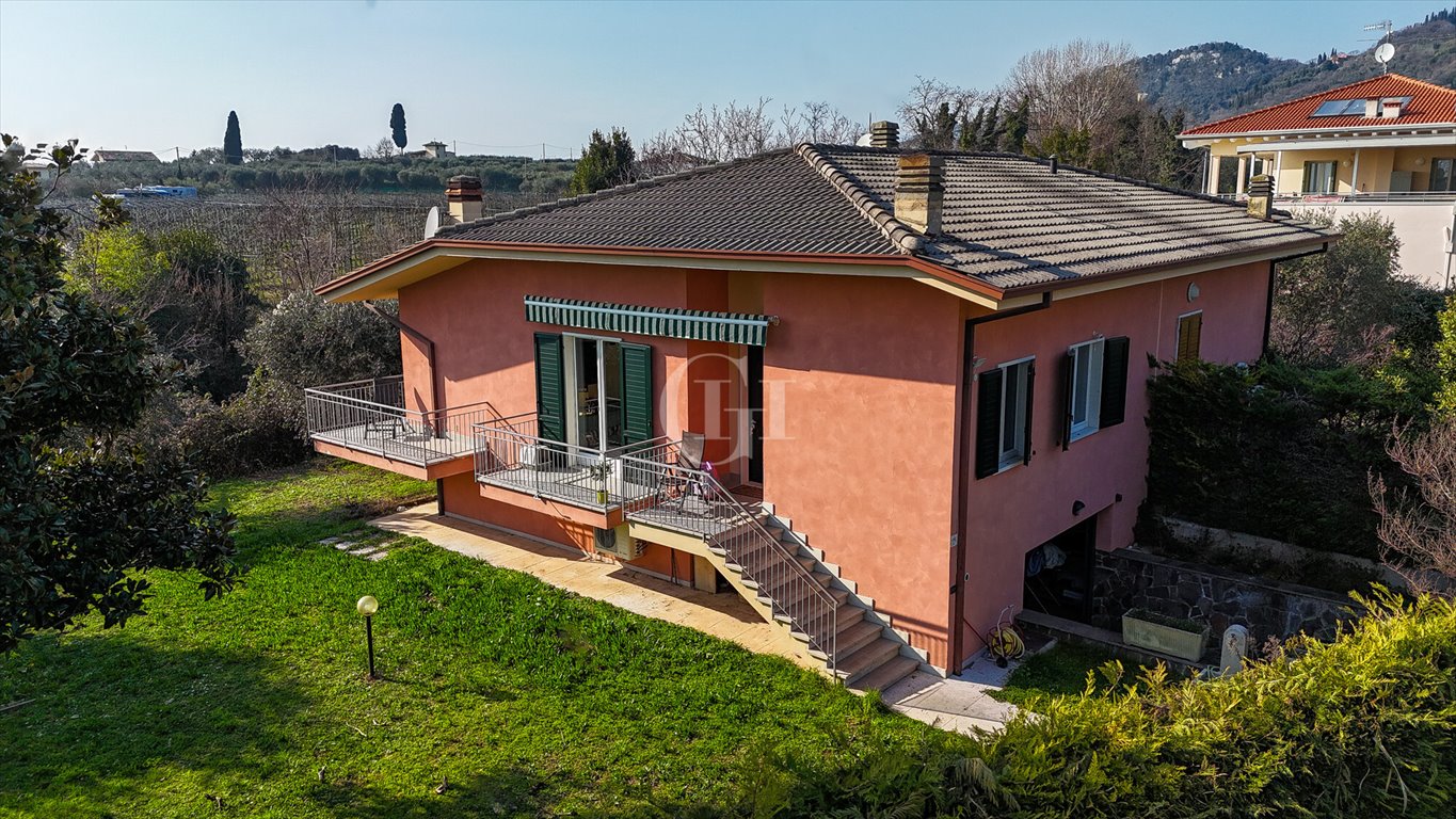 Dom na sprzedaż Włochy, Bardolino  73m2 Foto 1