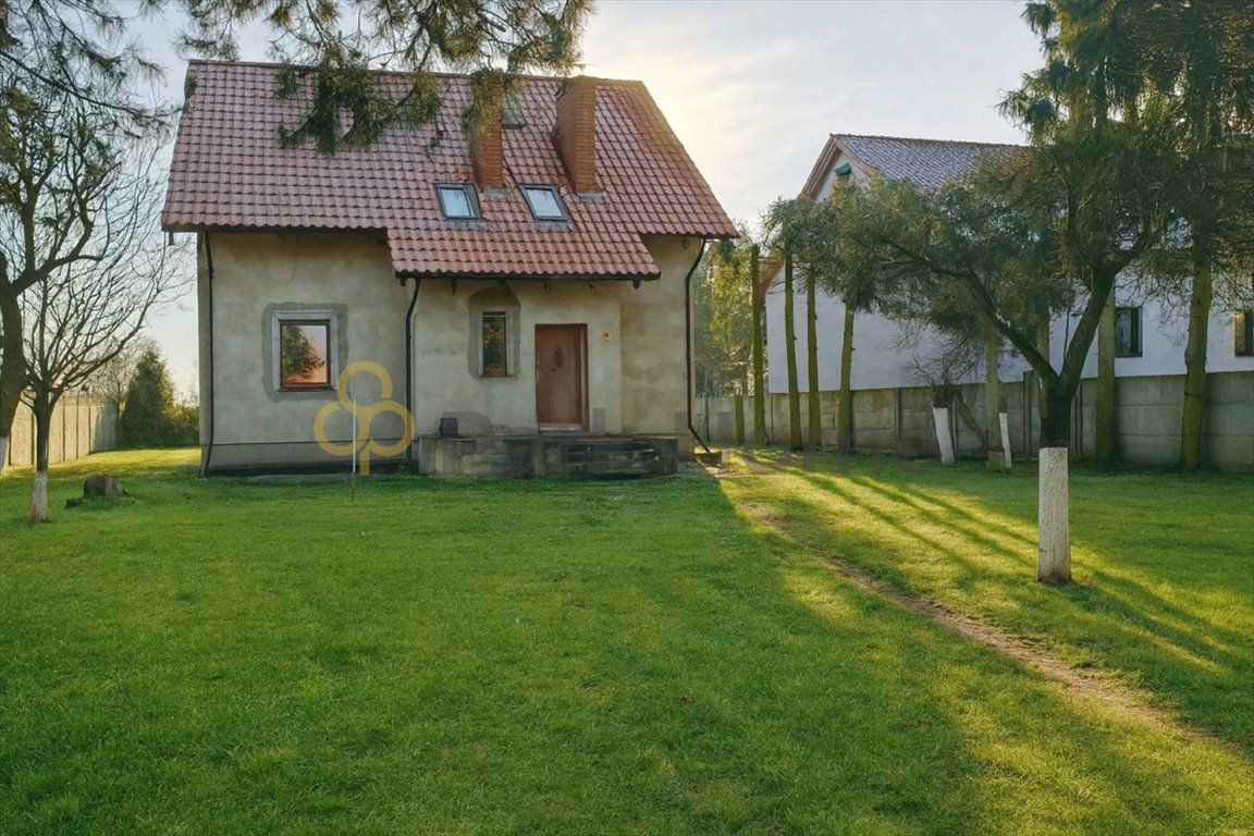 Dom wolnostojący 143 m² z dużą działką i potencjałem Czmoń  143m2 Foto 1