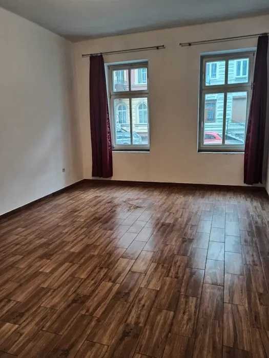 Mieszkanie trzypokojowe na sprzedaż Legnica  102m2 Foto 1