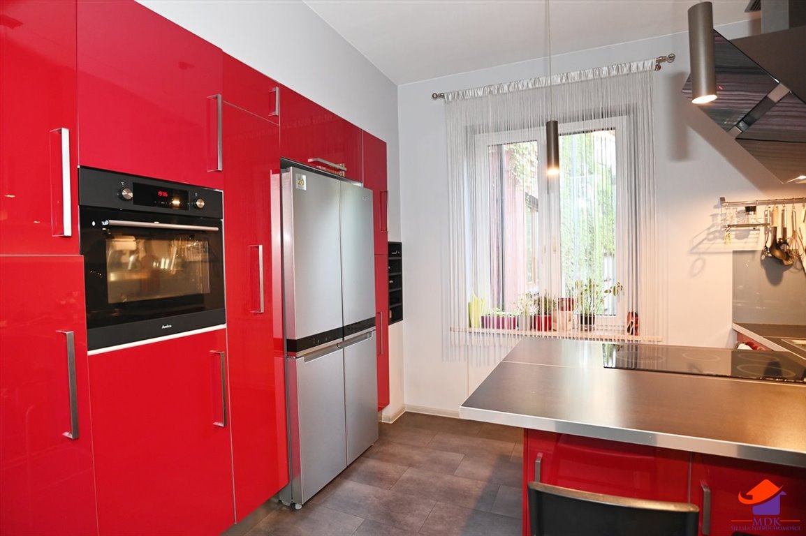 Mieszkanie trzypokojowe na sprzedaż Katowice, Śródmieście  102m2 Foto 1