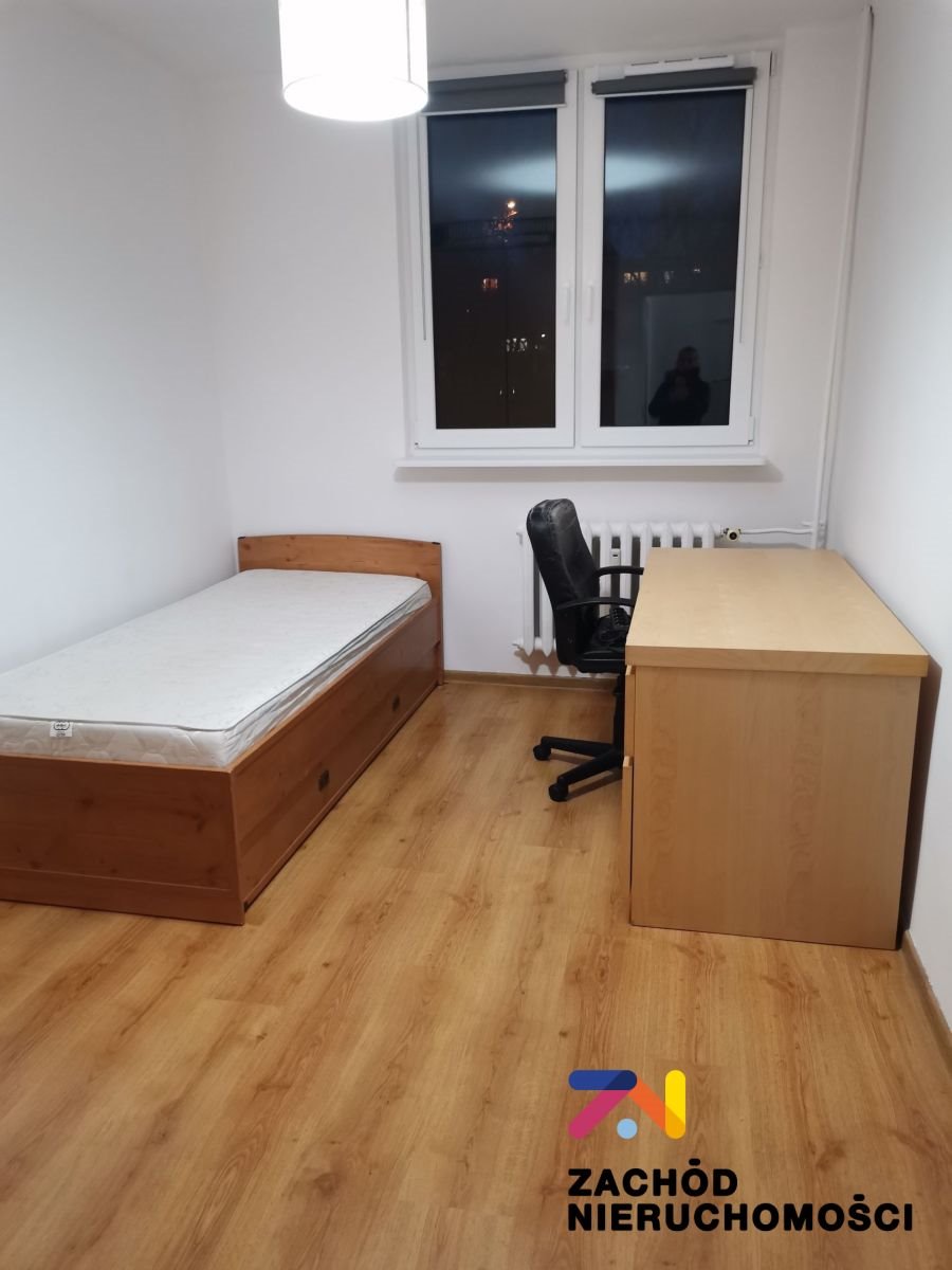 Wynajem pokój 10 m2 z balkonem na Osiedlu Morelowym Zielona Góra, Osiedle Morelowe  10m2 Foto 1