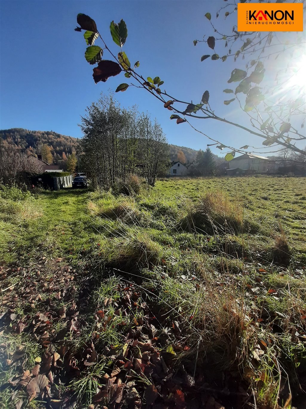 Działka budowlana na sprzedaż Krzyżowa  2 079m2 Foto 1