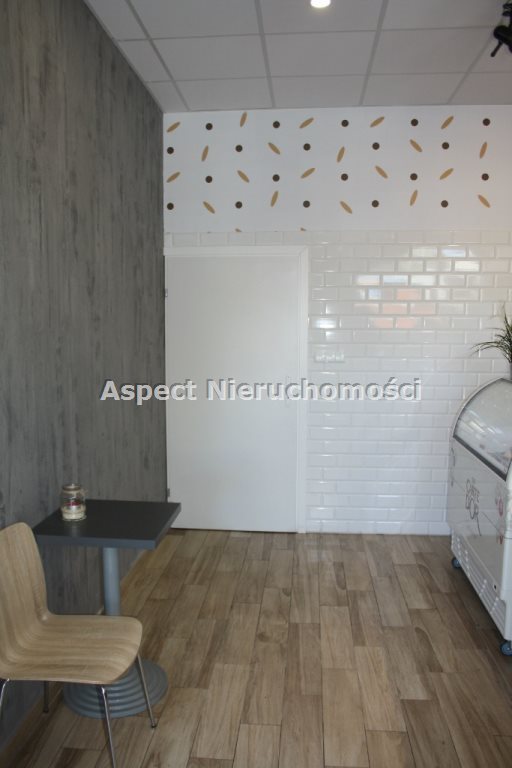 Lokal użytkowy na sprzedaż Płock, Tysiąclecia 126m2 Foto 1 Lokal użytkowy na sprzedaż Płock, Tysiąclecia 126m2 Foto 1