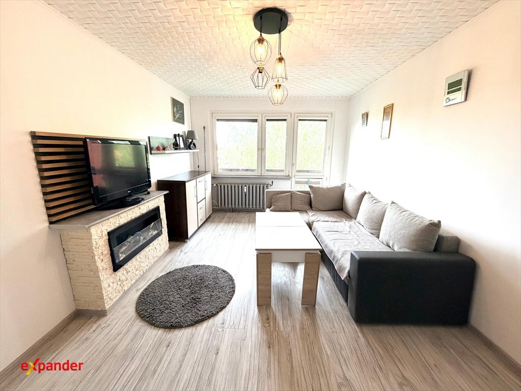 Na sprzedaż przestronne 81,8 m² mieszkanie z balkonem w Legnicy Legnica, Aleksandra Fredry 34  82m2 Foto 1