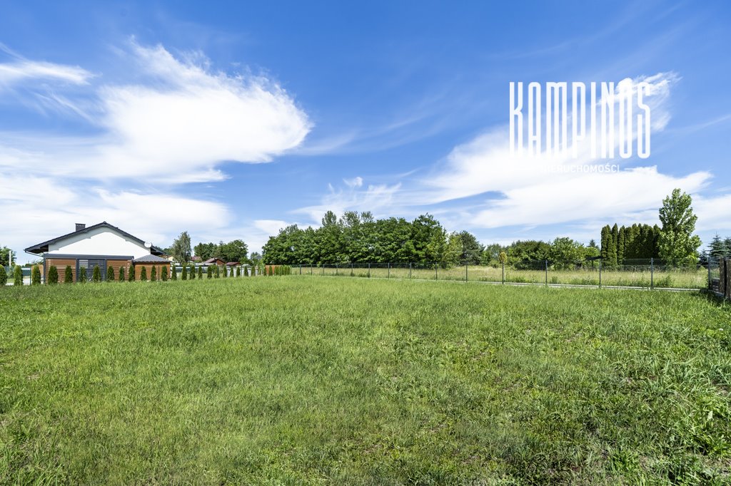 Na sprzedaż działka 1000 m² w Podkampinos z warunkami zabudowy Podkampinos  1 000m2 Foto 1