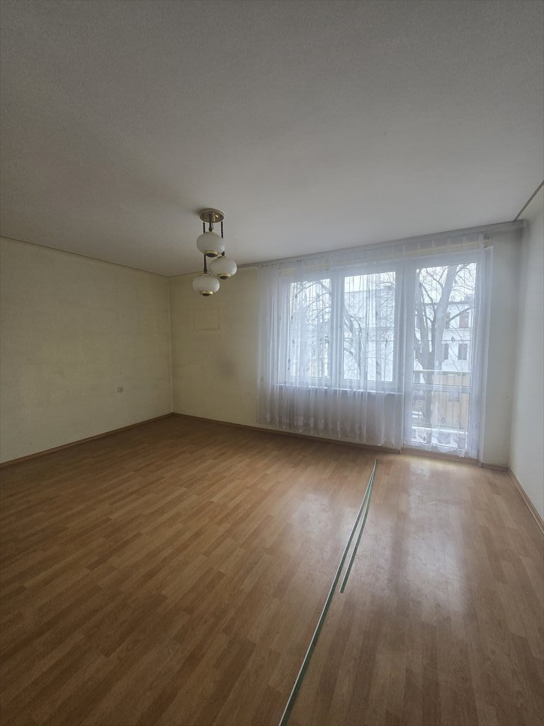 Słoneczne 42 m² w centrum Gorlic z balkonem i piwnicą Gorlice, Jagiełły 3  42m2 Foto 1