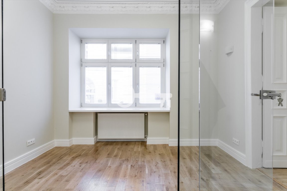 Lokal biurowy 65 m² w prestiżowej kamienicy (Plac 3 Krzyży) Warszawa, Śródmieście Południowe, Plac 3 Krzyży  65m2 Foto 1