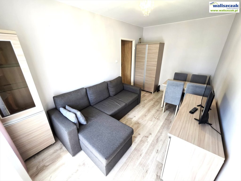 Dwupokojowe mieszkanie 36 m² w Piotrkowie Trybunalskim - balkon, winda Piotrków Trybunalski, Słowackiego  36m2 Foto 1