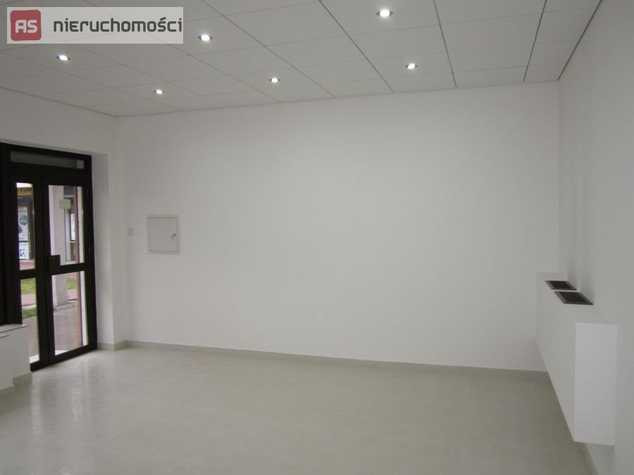 Polecam lokal usługowy po remoncie 46 m² z witrynami w Śródmieściu Lublin, Śródmieście  46m2 Foto 1