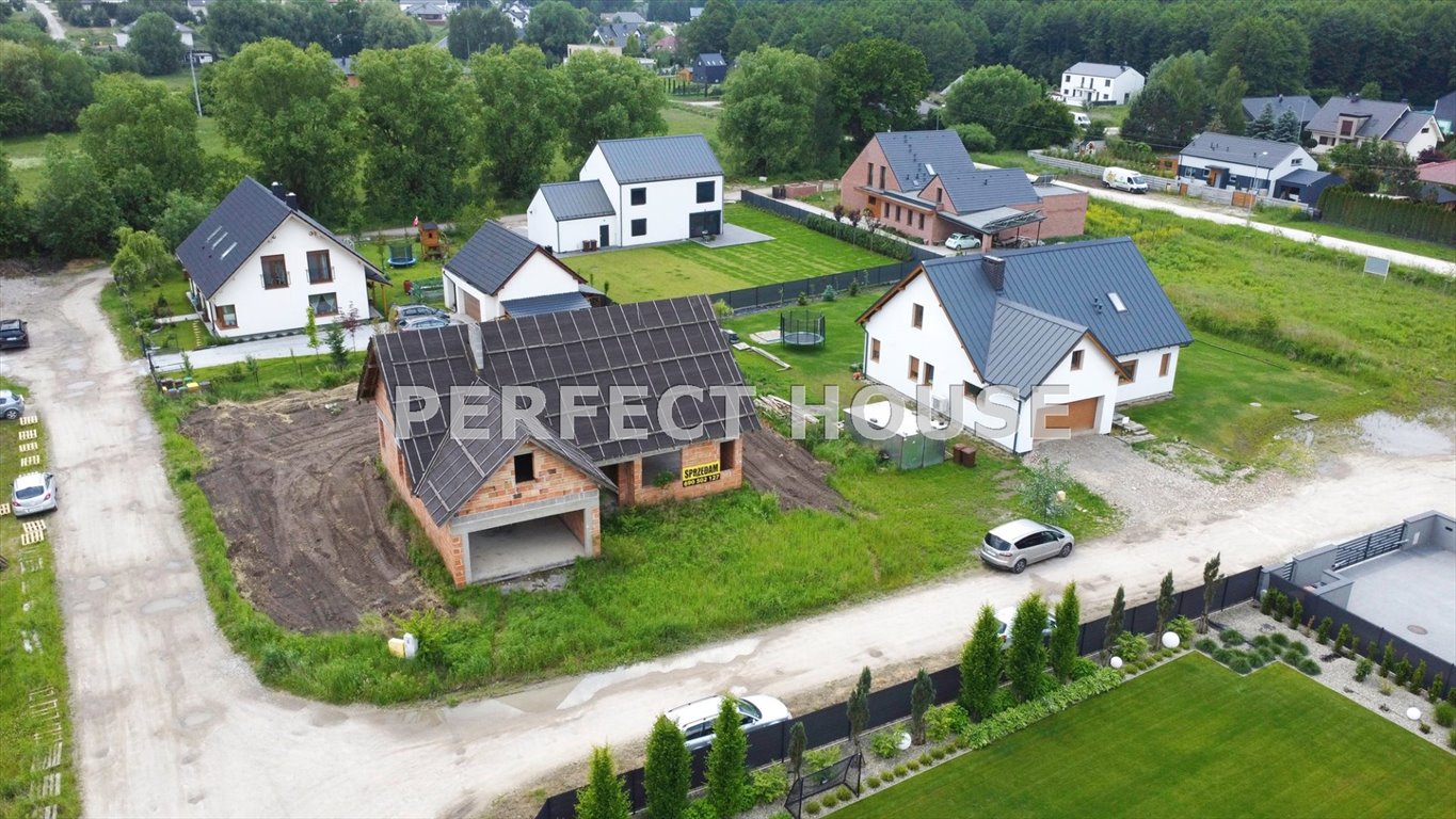 Dom na sprzedaż Mościenica  230m2 Foto 1