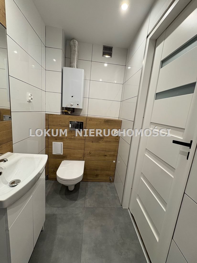 Gotowa kawalerka po remoncie z nową łazienką i dużym potencjałem Jastrzębie-Zdrój, Zdrój, Ofiar Faszyzmu  24m2 Foto 1