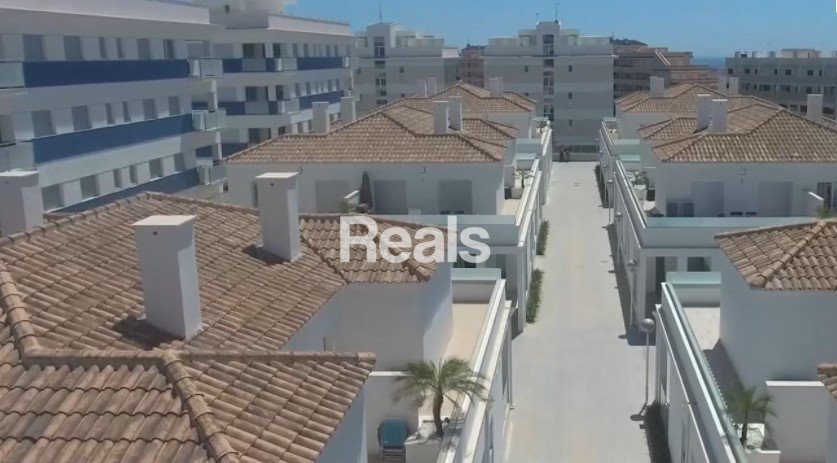 Nowoczesny dom 3 sypialnie, taras, basen, blisko plaży Hiszpania, Alicante  107m2 Foto 1