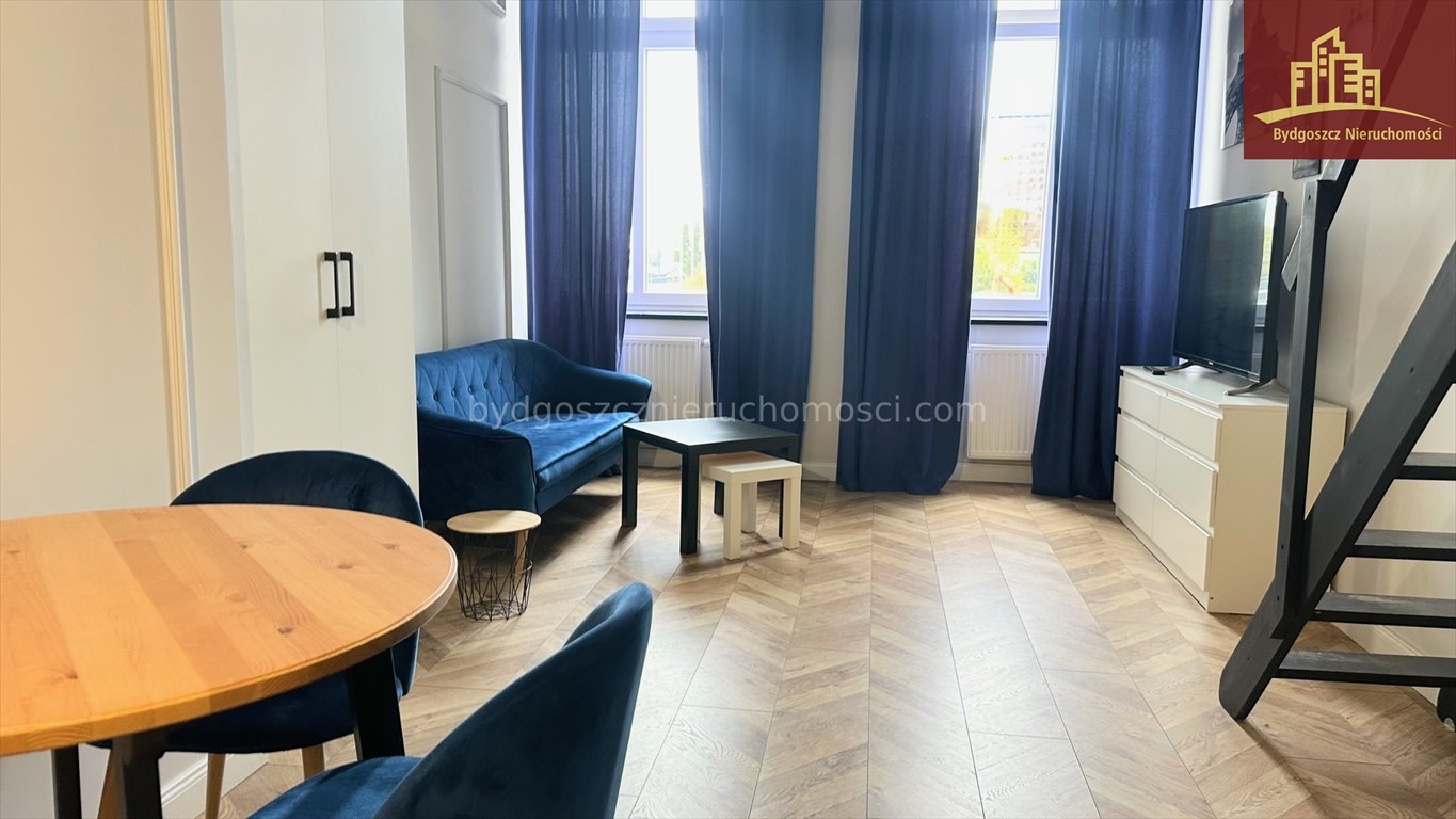 Mieszkanie dwupokojowe na wynajem Bydgoszcz, Centrum  38m2 Foto 1