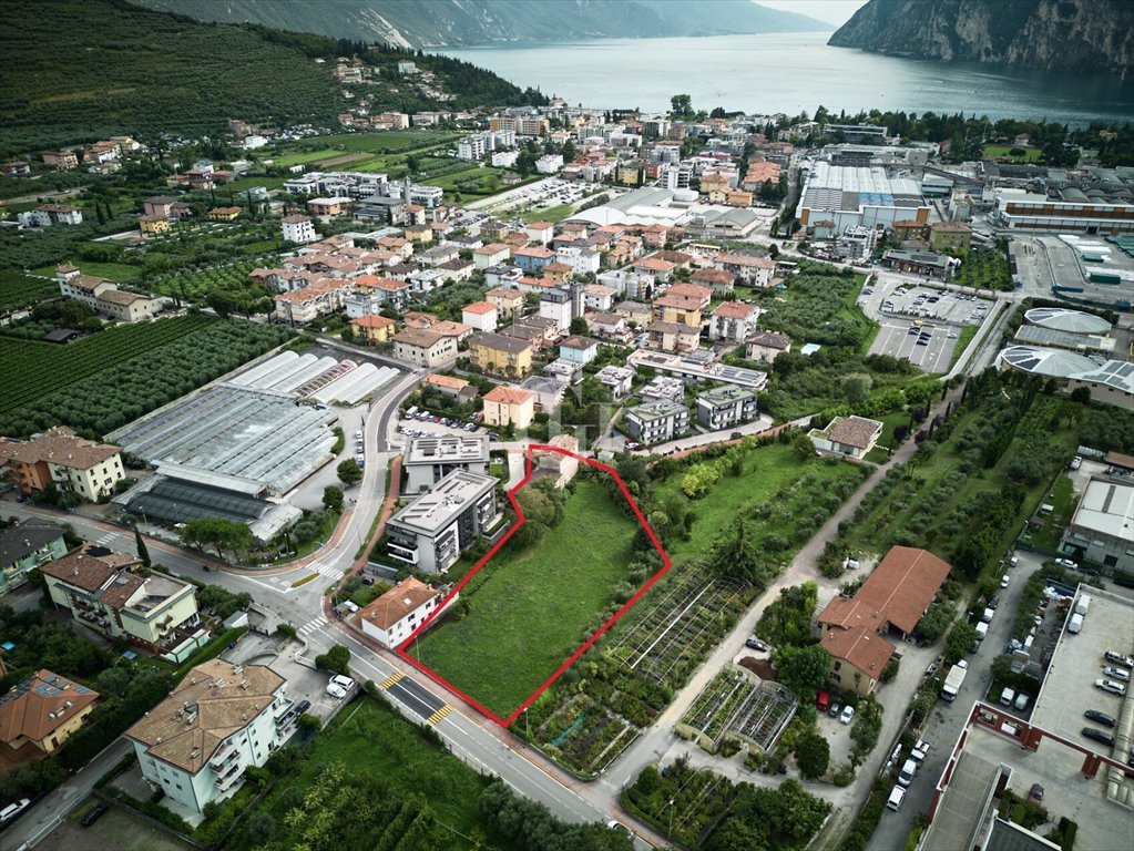 Dom na sprzedaż Włochy, Riva del Garda  545m2 Foto 1