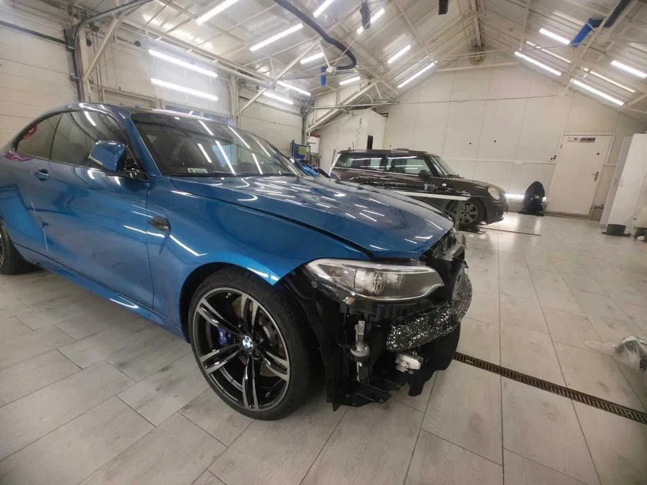 Hala 200 m2 z 7 stanowiskami, ogrzewana, szybki dojazd Łazy, Łazy  200m2 Foto 1