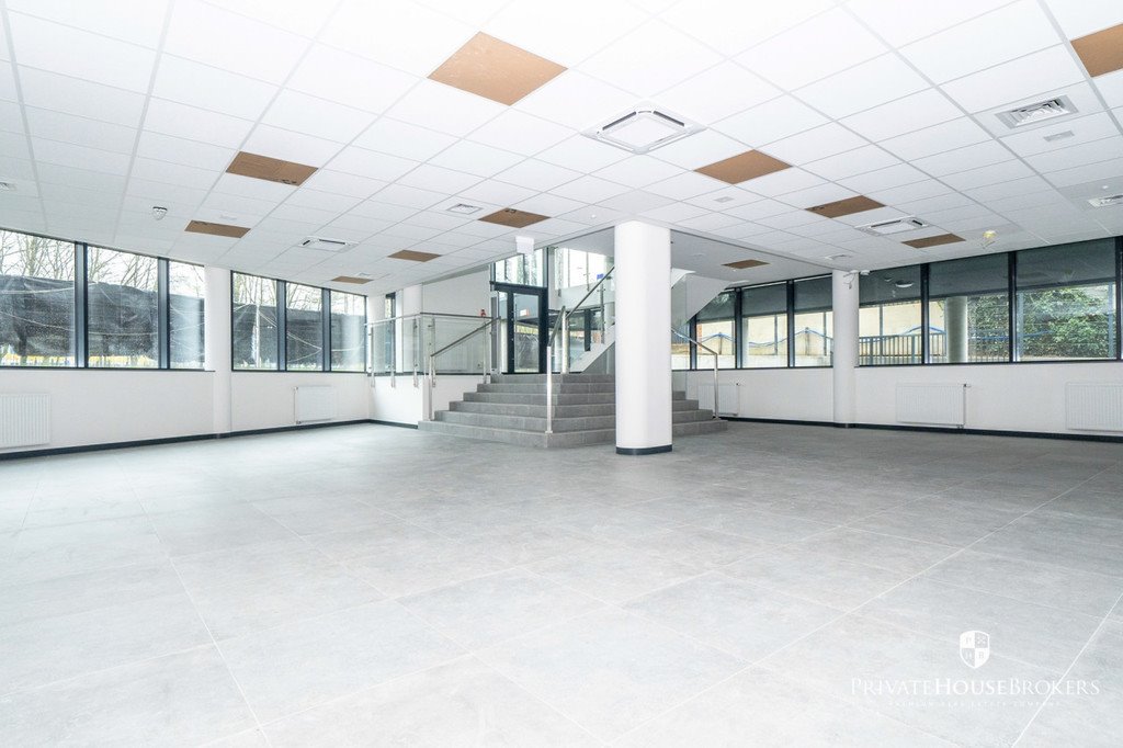 Nowoczesny lokal biurowy 467 m2 w Creativo Center, Kraków Kraków, Czyżyny, Czyżyny, al. Jana Pawła II  468m2 Foto 1