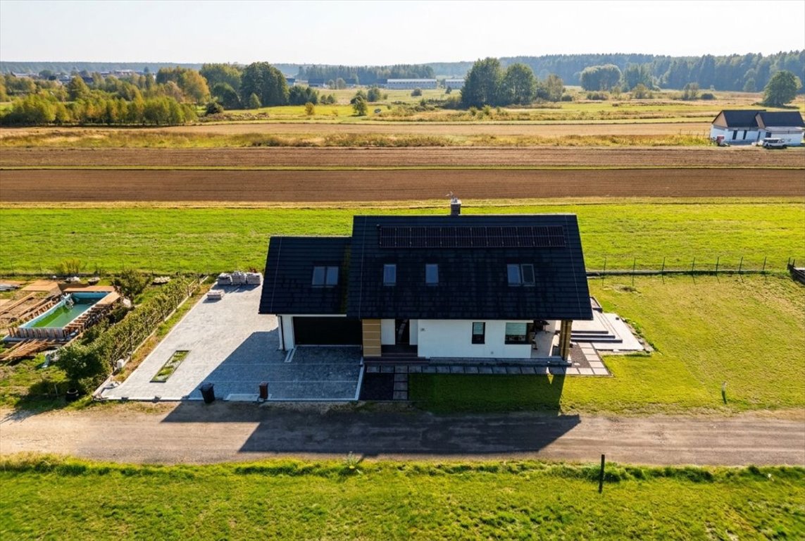 Przestronny dom 175 m² z garażem i fotowoltaiką polecam Nowe Bojszowy, Księżycowa  175m2 Foto 1