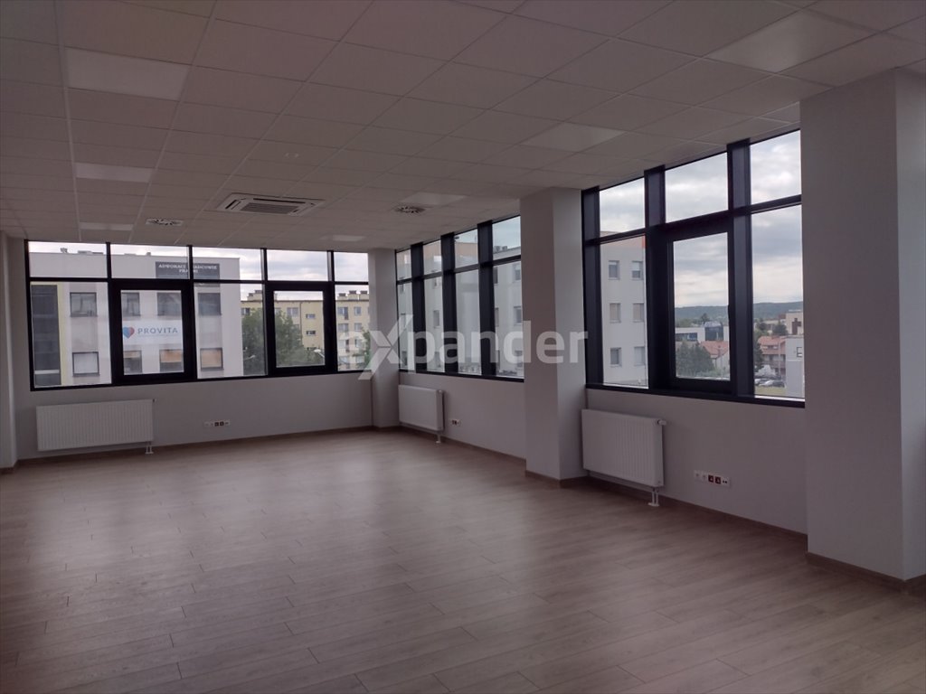 Lokal użytkowy na wynajem Rzeszów, Litewska  90m2 Foto 1