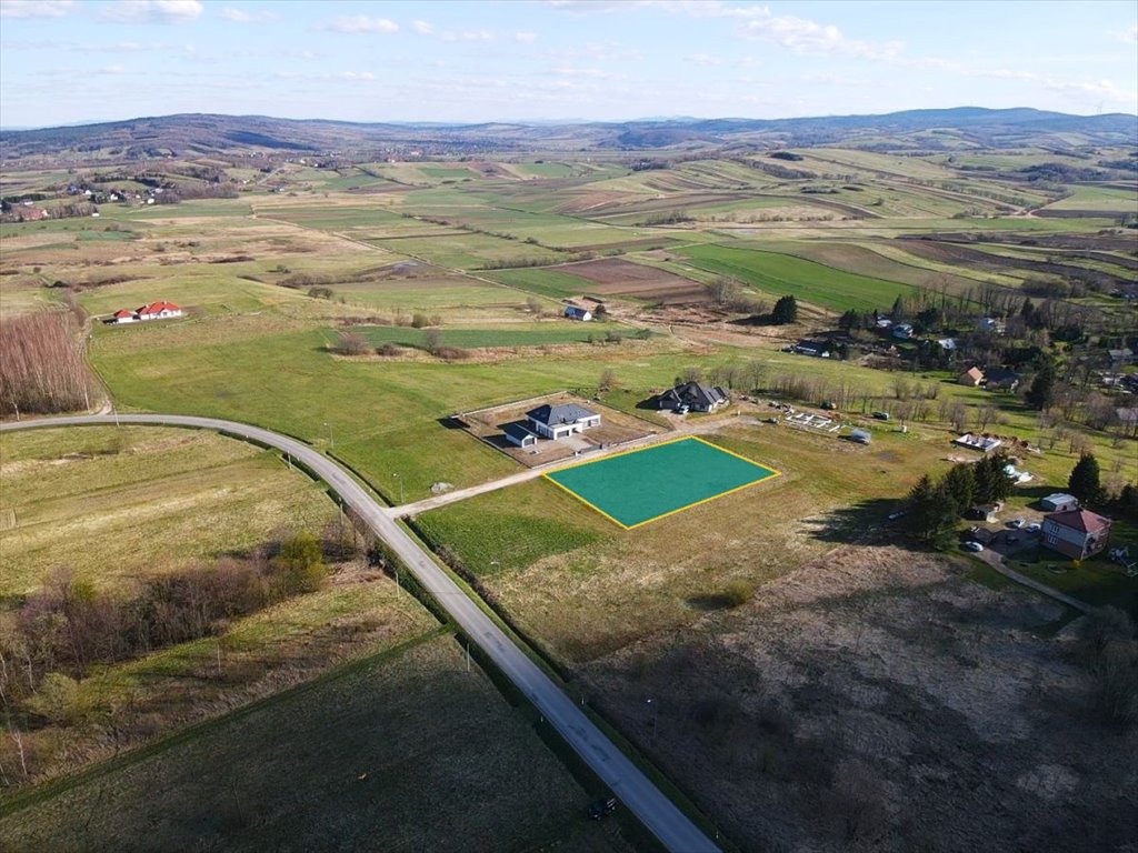 Działka budowlana na sprzedaż Jędruszkowce  2 200m2 Foto 1