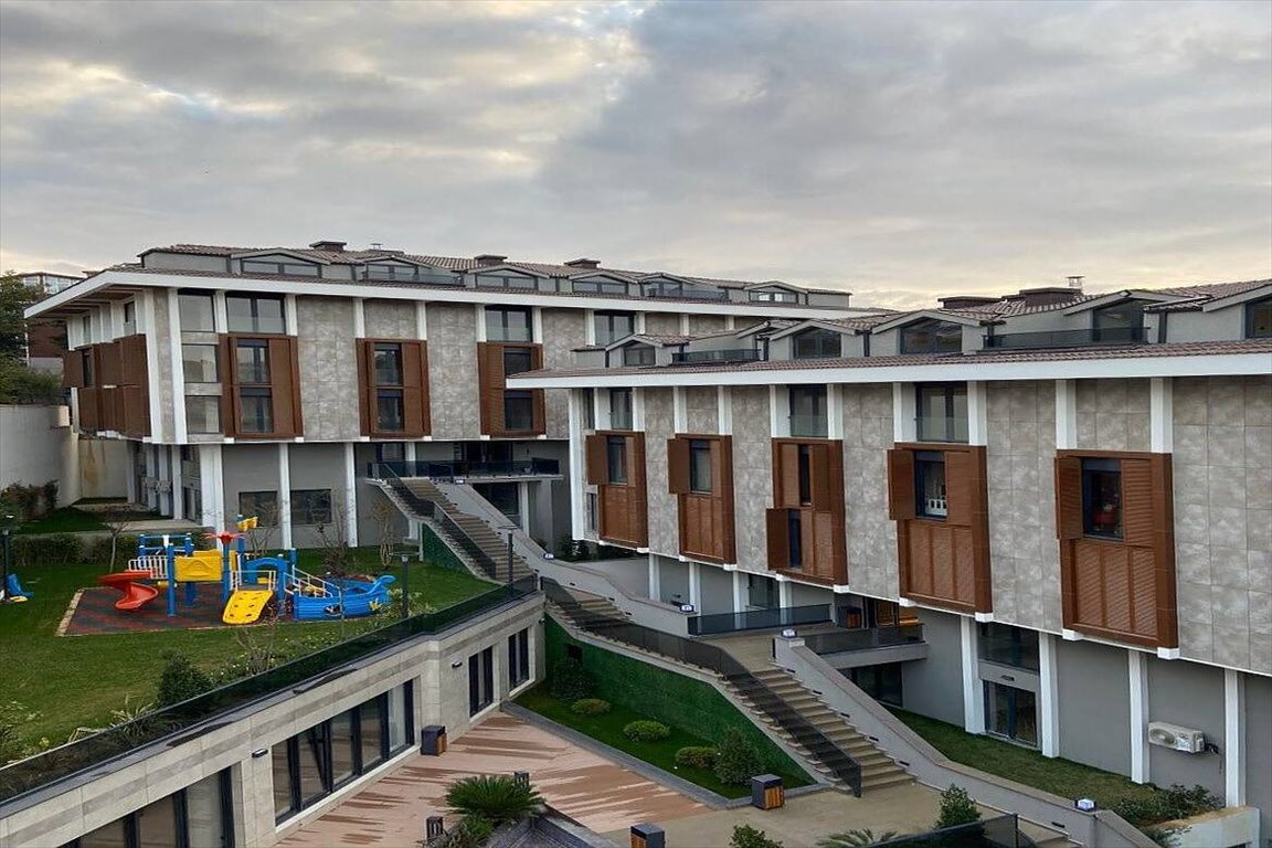 Widok na Bosfor! Komfortowe 2 pokoje w Üsküdar Turcja, Güzeltepe, Güzeltepe, Üsküdar, Stambuł  204m2 Foto 1