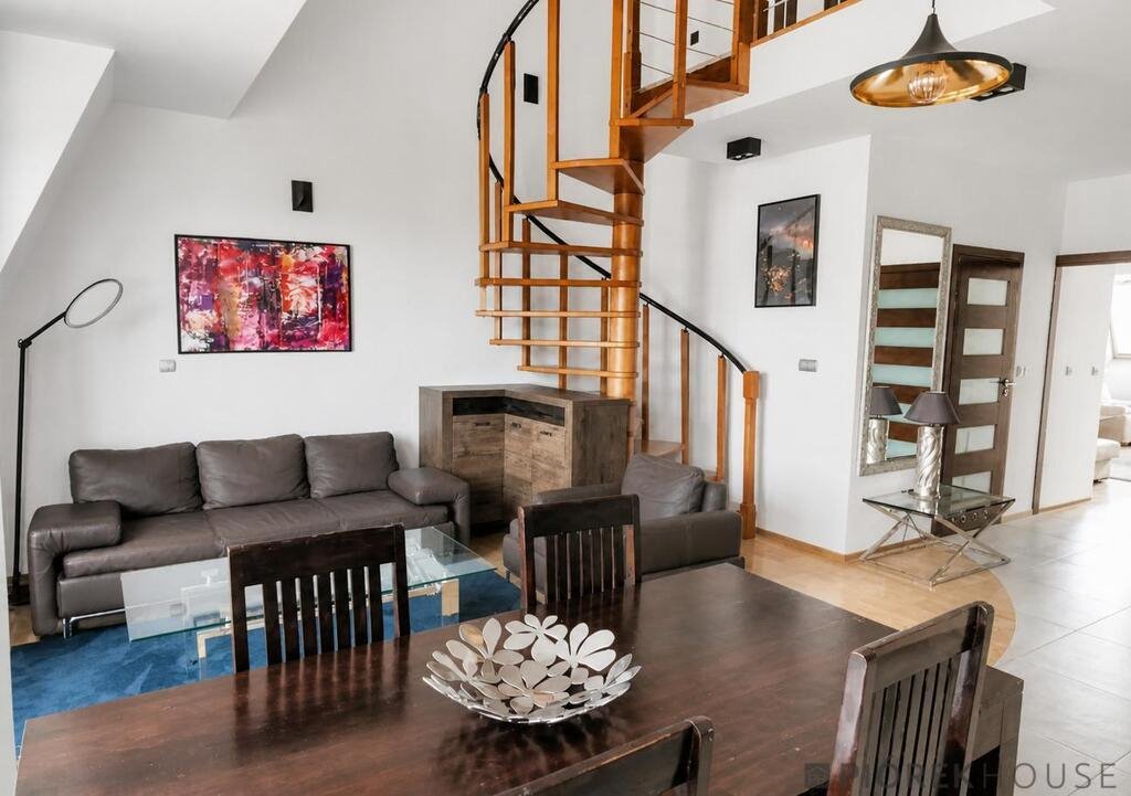 3-pokojowe mieszkanie 99 m² z antresolą i garażem w Ursynowie Warszawa, Ursynów, Kazimierza Jeżewskiego  99m2 Foto 1