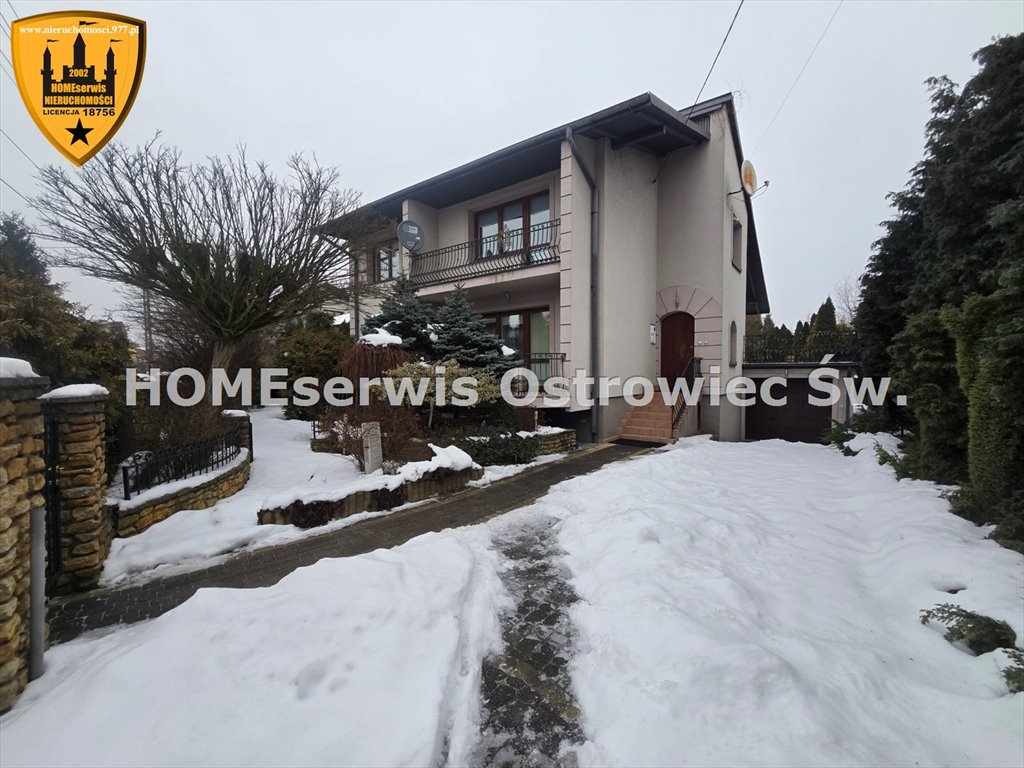 Przestronny dom 228 m2 z garażem i ogrodem w Ostrowcu Ostrowiec Świętokrzyski, Kolonia Robotnicza  228m2 Foto 1