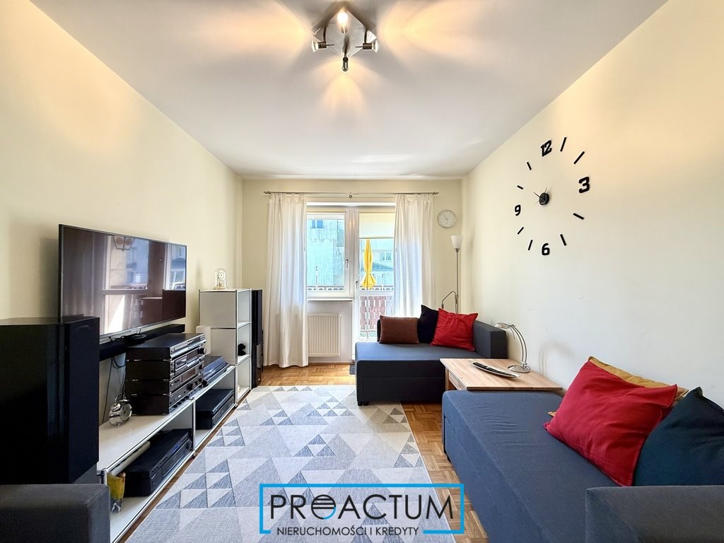 Komfortowe 44 m² z balkonem i piwnicą na Krasińskiego Toruń, Zygmunta Krasińskiego  44m2 Foto 1