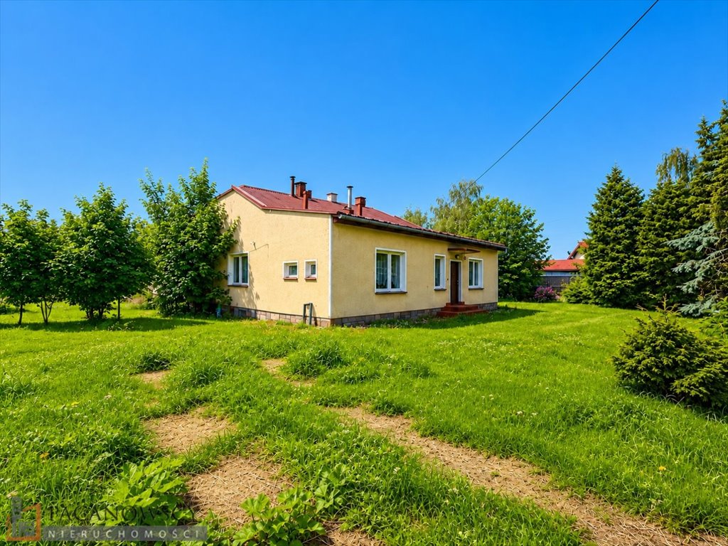 Do sprzedania działka z domem i infrastrukturą w Brzozówce Brzozówka Korzkiewska  1 090m2 Foto 1
