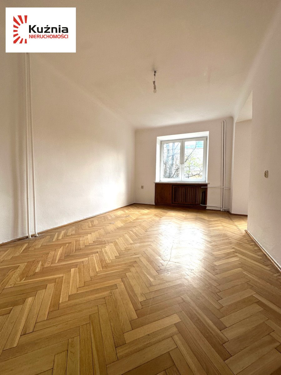 Przestronne 3 pokoje w kamienicy z windą, blisko Centrum Warszawa, Śródmieście, Aleja Jana Pawła II  61m2 Foto 1