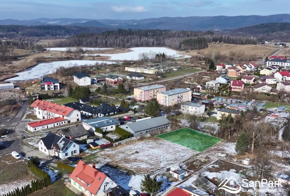Działka budowlana w Lesku, pełne media, szerokie możliwości Lesko, Posada Leska  1 149m2 Foto 1