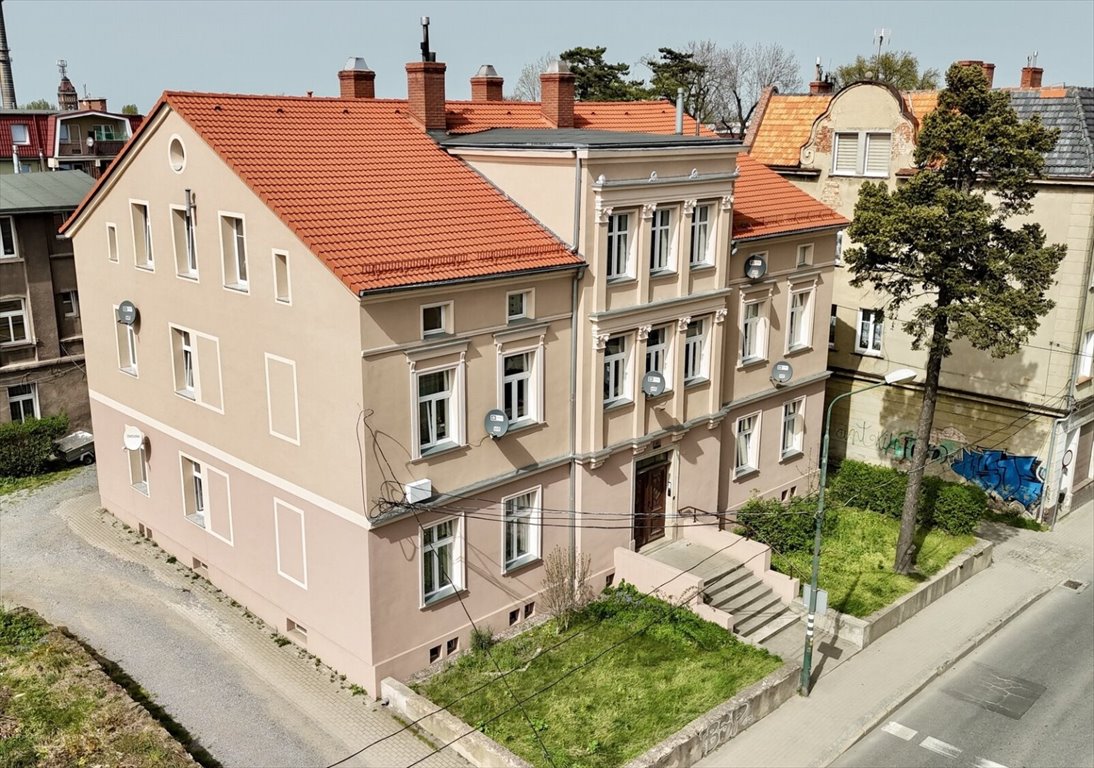 Mieszkanie czteropokojowe  na sprzedaż Bielawa, Piastowska  89m2 Foto 1