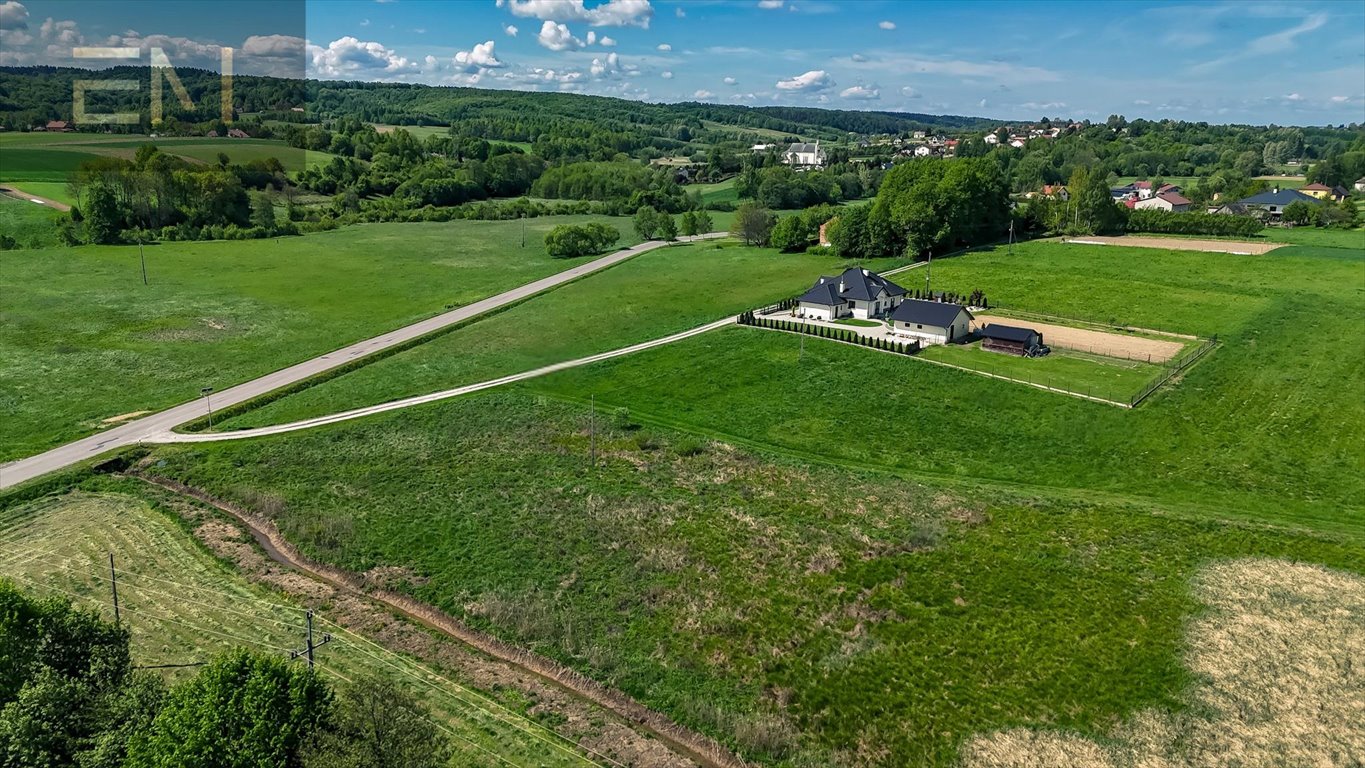 Do sprzedania działka 29 arów z wodą i mediami w spokojnej okolicy Sieklówka  2 900m2 Foto 1