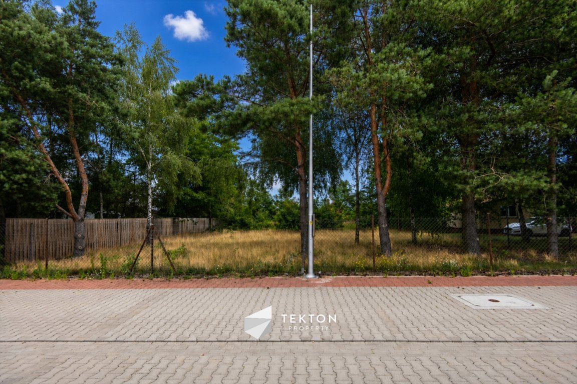 Działka budowlana 831 m² z mediami i drzewami w Palędziu Palędzie  831m2 Foto 1