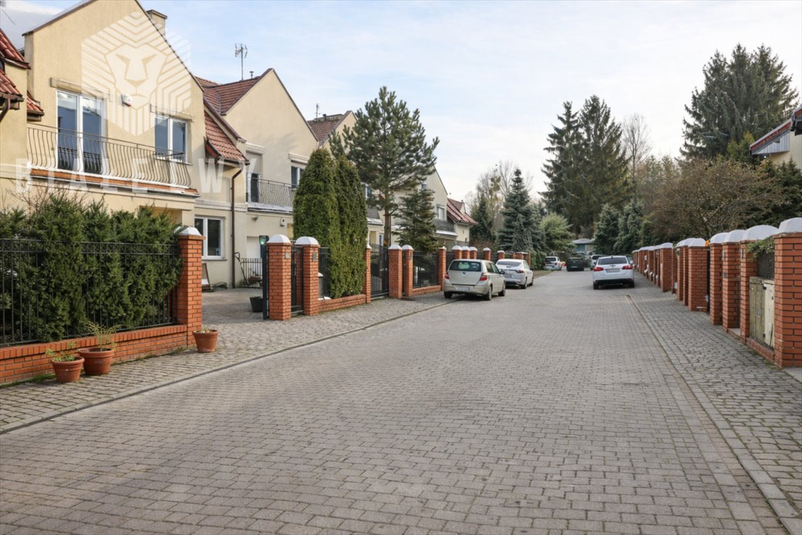 Przestronny dom 175 m² z garażem i ogrodem w Bielanach Warszawa, Bielany Radiowo  175m2 Foto 1