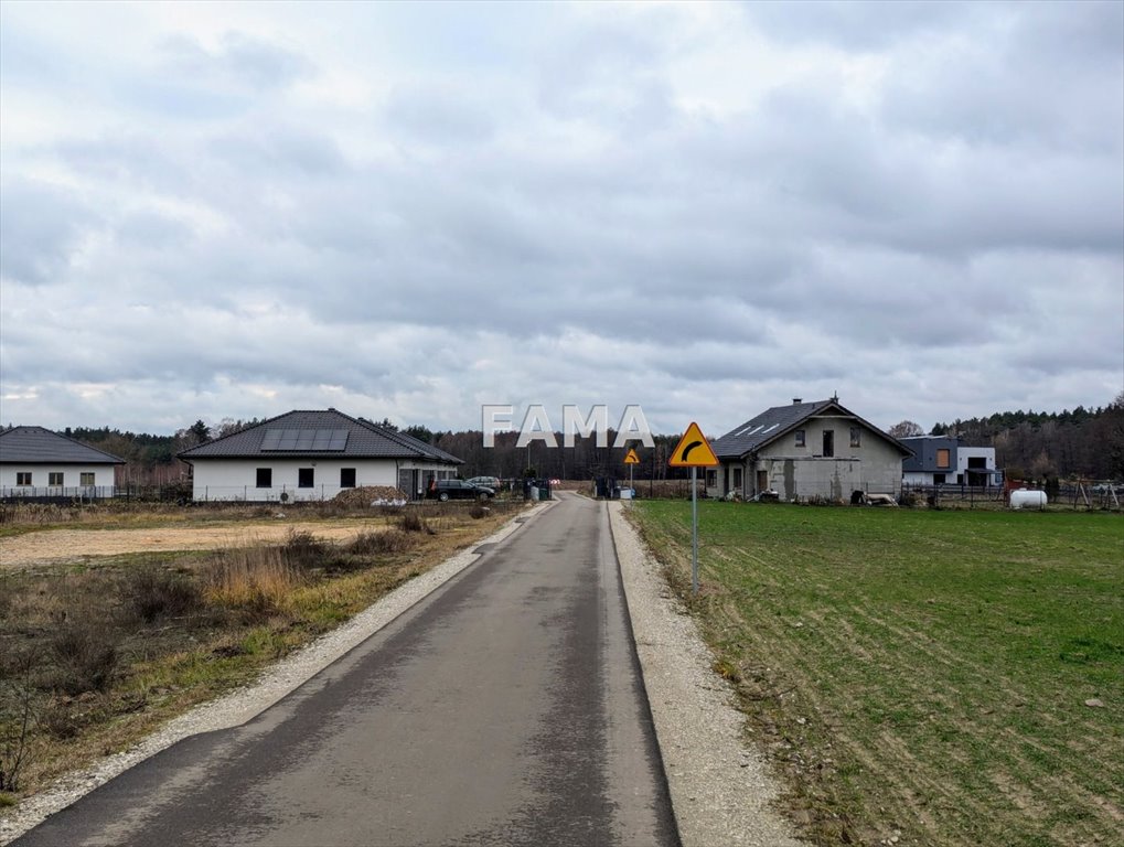 Działka 1327 m² w Osieku, media, asfalt, cicha okolica Osiek  1 327m2 Foto 1