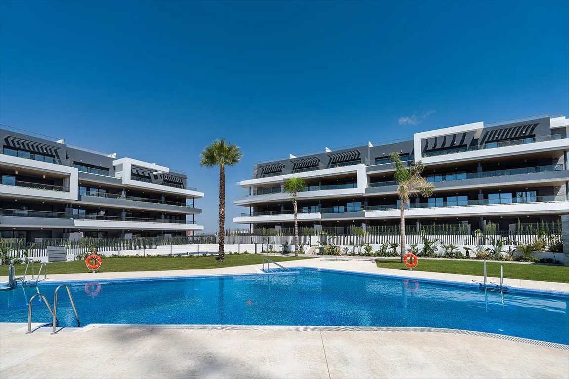 Stylowy 72 m² apartament z basenami i sauną w Torrevieja Hiszpania, Torrevieja, Torrevieja Centro, Torrevieja, Alicante  72m2 Foto 1