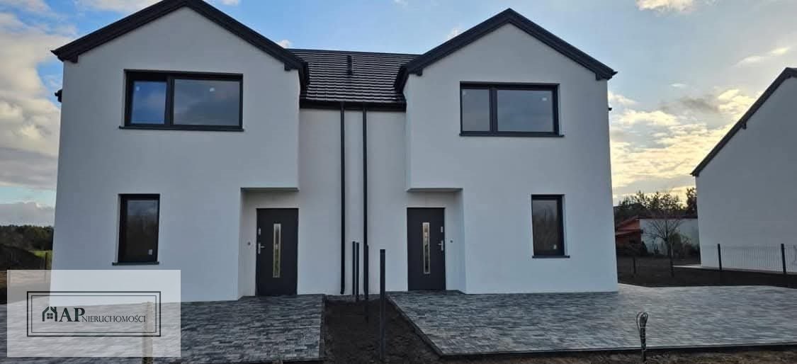 Dom na sprzedaż Karsy  130m2 Foto 1