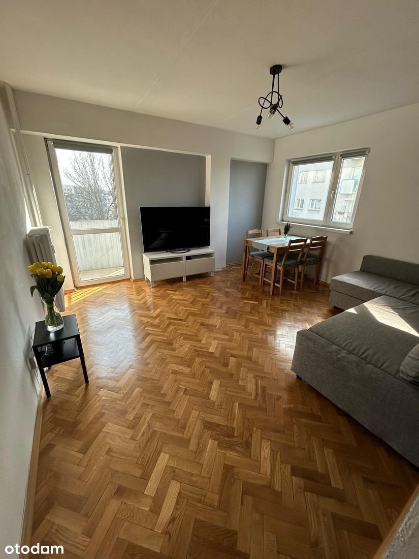 Przestronne 3-pokojowe mieszkanie na Żoliborzu z funkcjonalnym układem Warszawa, Żoliborz, Władysława Broniewskiego  48m2 Foto 1