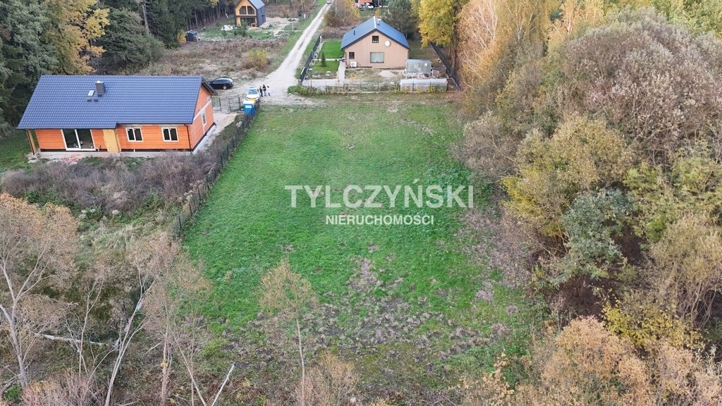 Działka budowlana na sprzedaż Osowiec  1 764m2 Foto 1