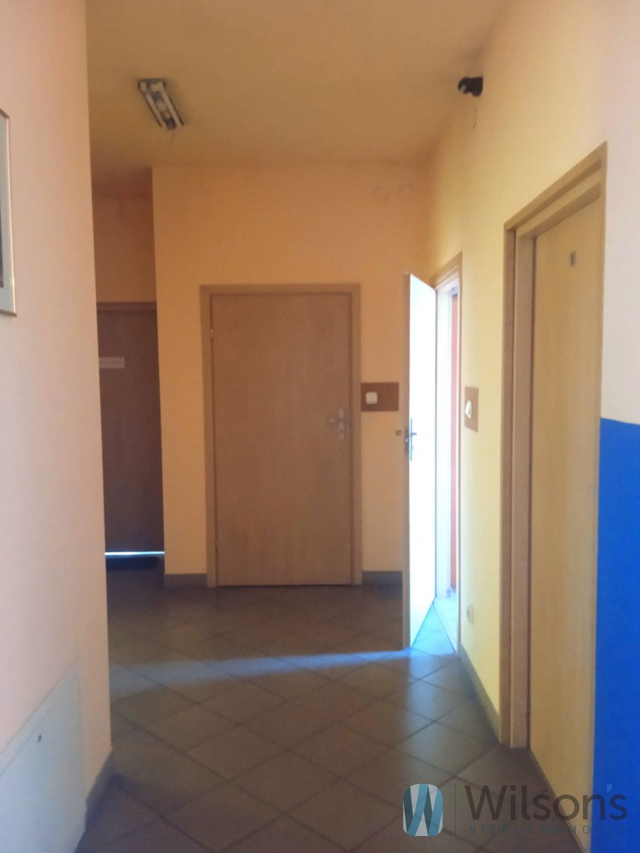 Lokal użytkowy na wynajem Radom, Biznesowa  30m2 Foto 1