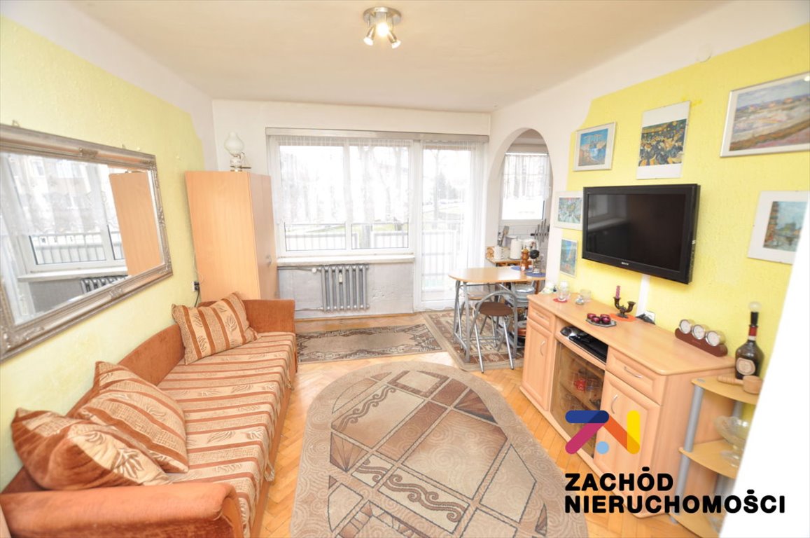 Kawalerka na wynajem Zielona Góra, Osiedle Łużyckie  25m2 Foto 1