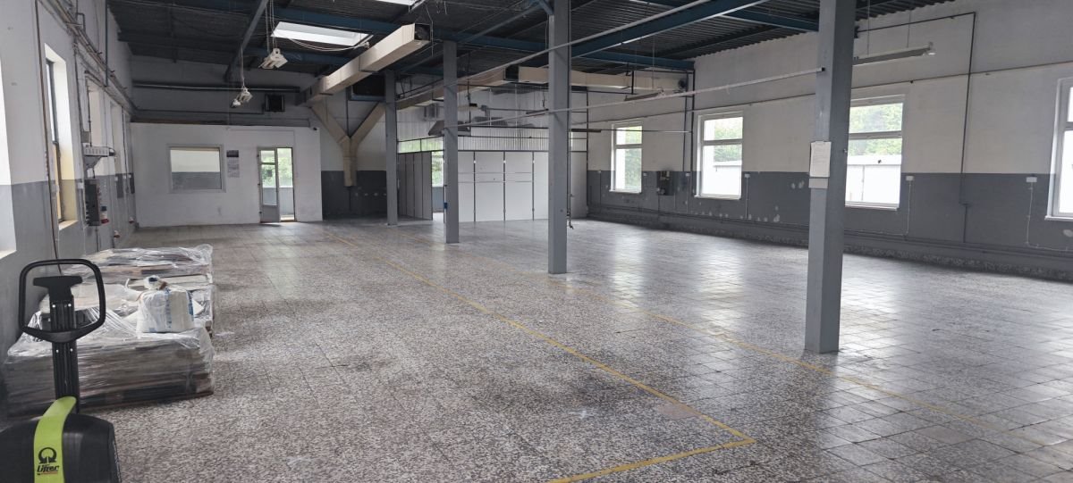 Hala magazynowa 930 m2 z biurami, parkingiem, do wynajęcia Bydgoszcz, Bartodzieje, Kijowska  930m2 Foto 1
