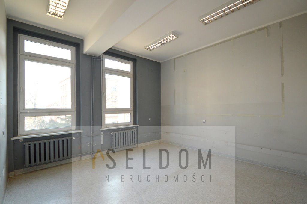 Lokal użytkowy na wynajem Opole, Centrum  36m2 Foto 1