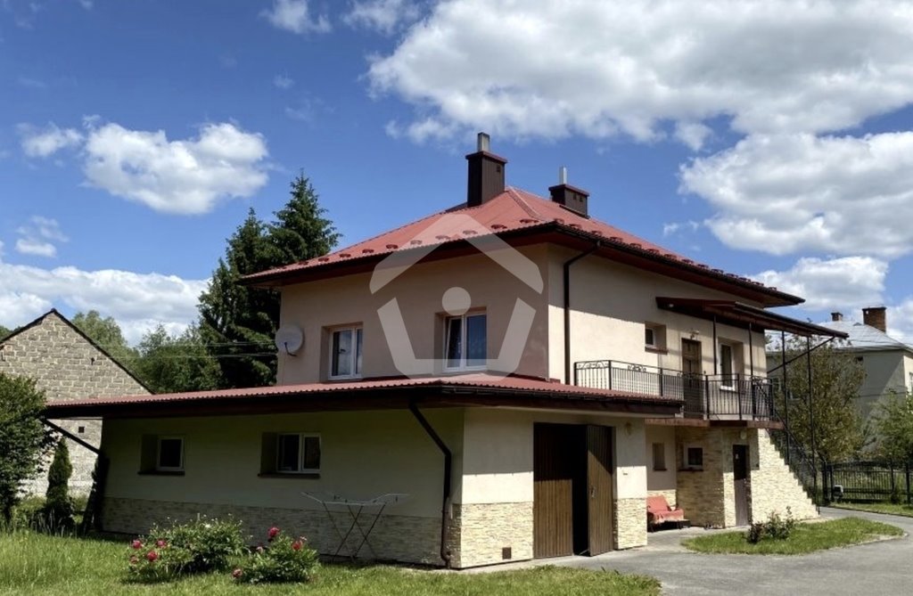 Dom 125 m² z garażem i stodołą w Błażowej Górnej - polecam! Błażowa Górna  125m2 Foto 1