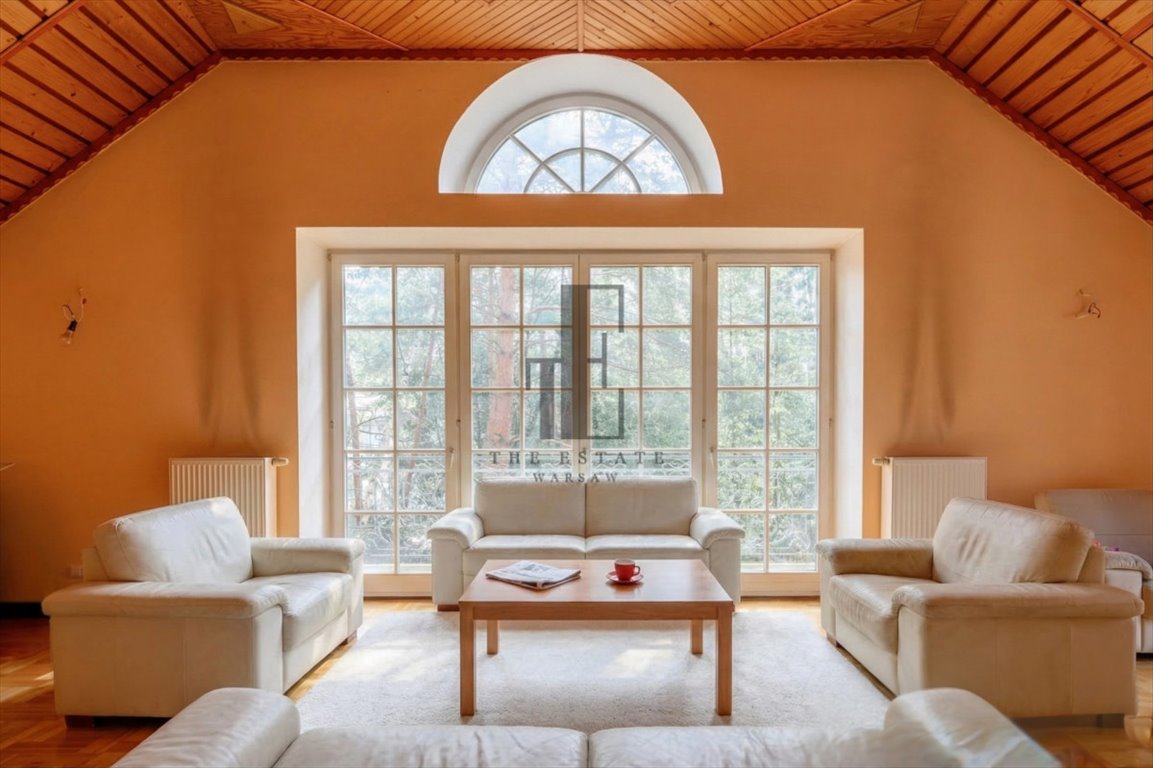 Przestronna willa 651 m² w Podkowie Leśnej z dużą działką Podkowa Leśna  651m2 Foto 1